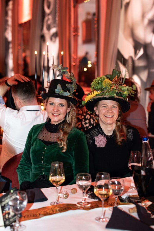 2025 Ball der Hüte © Manuela Fuchs