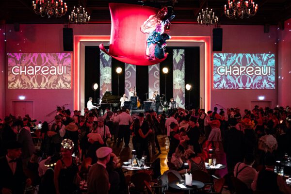 2025 Ball der Hüte © Manuela Fuchs